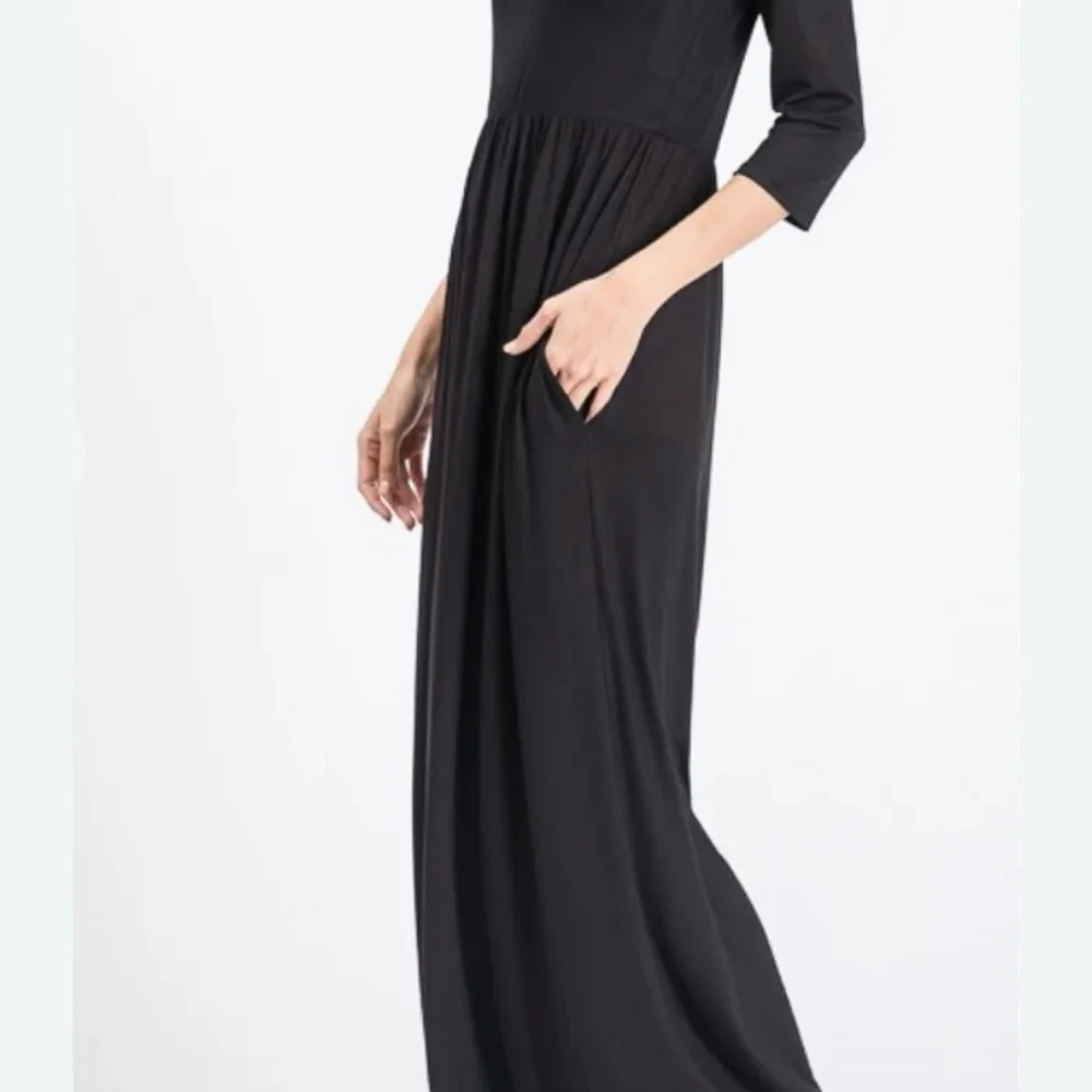 Chic Long Sleeve Black Maxi Dress - Picture 2 of 9